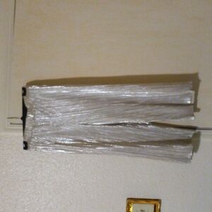 Elegant Silver Pleated Women's Wide leg Capri pants